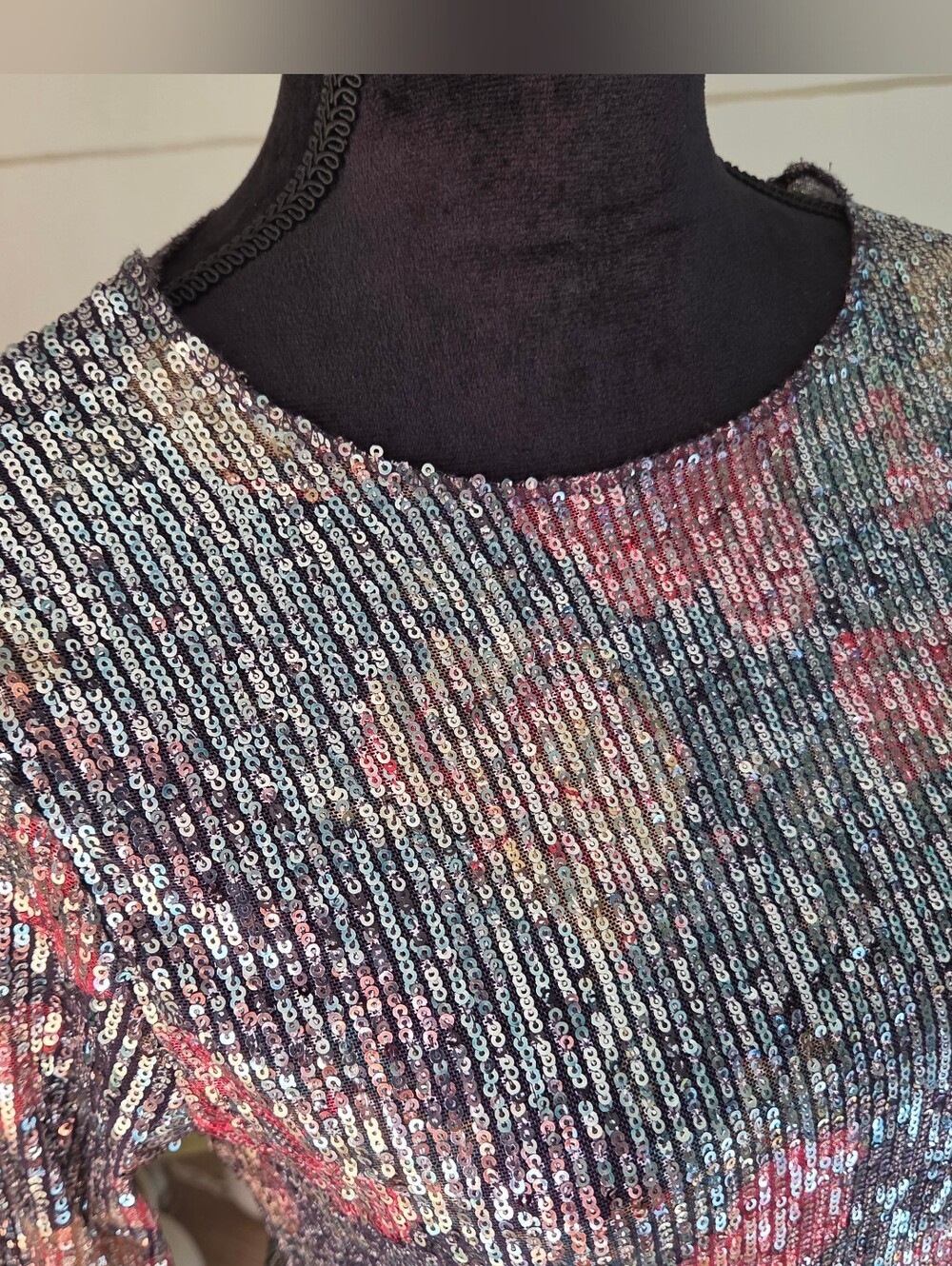 Sequin Amethyst Floral Printed Gold Rush Mesh Bateau Neck Fitted Evening Blouse